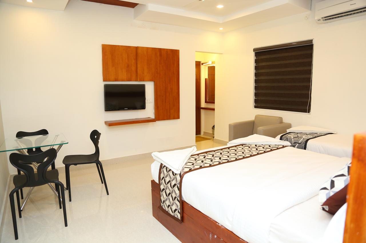 4U Business Hotel Ченнаи Экстерьер фото